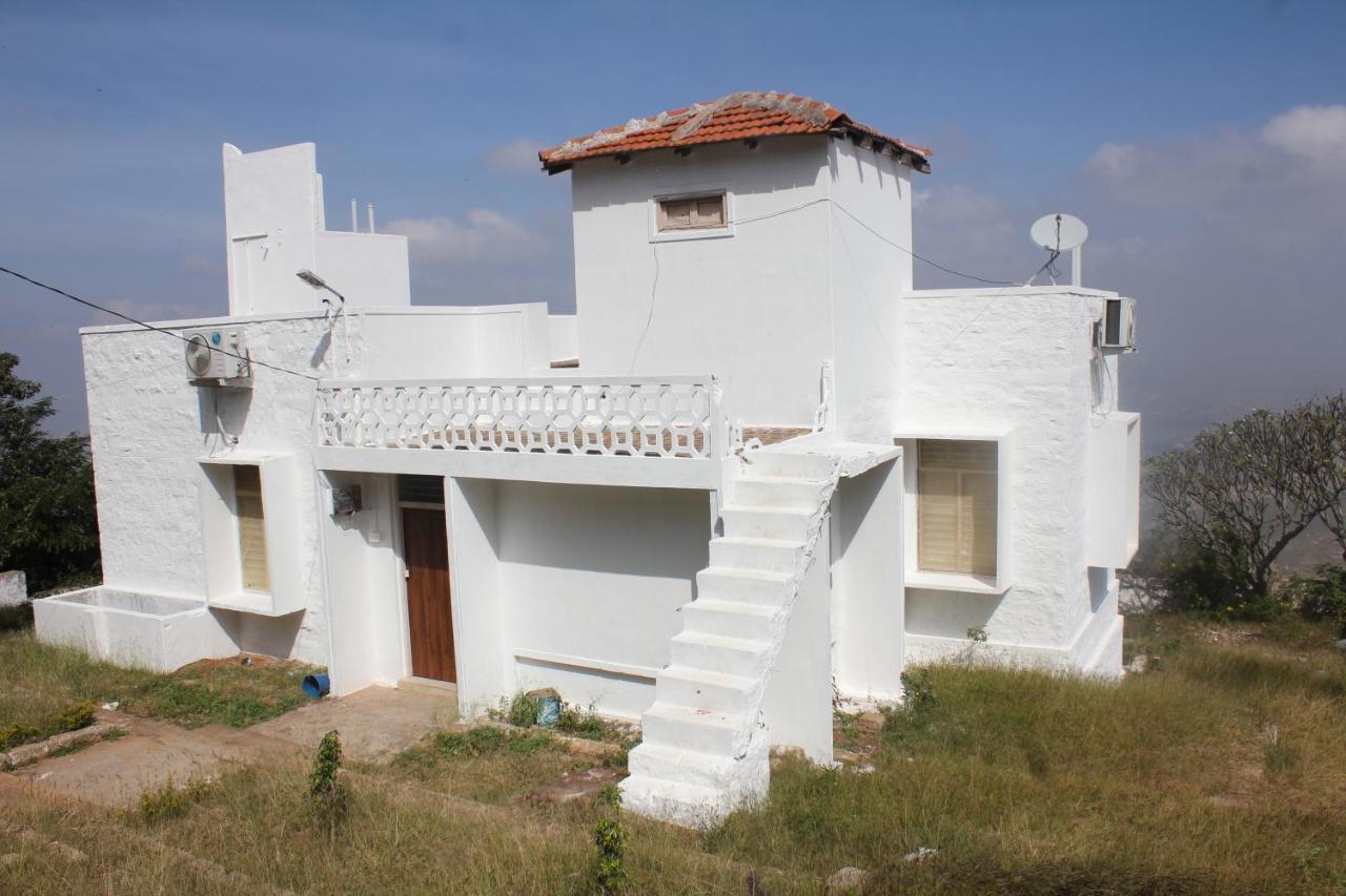 Horsley Hills Holiday Homes Madanapalle Exterior photo